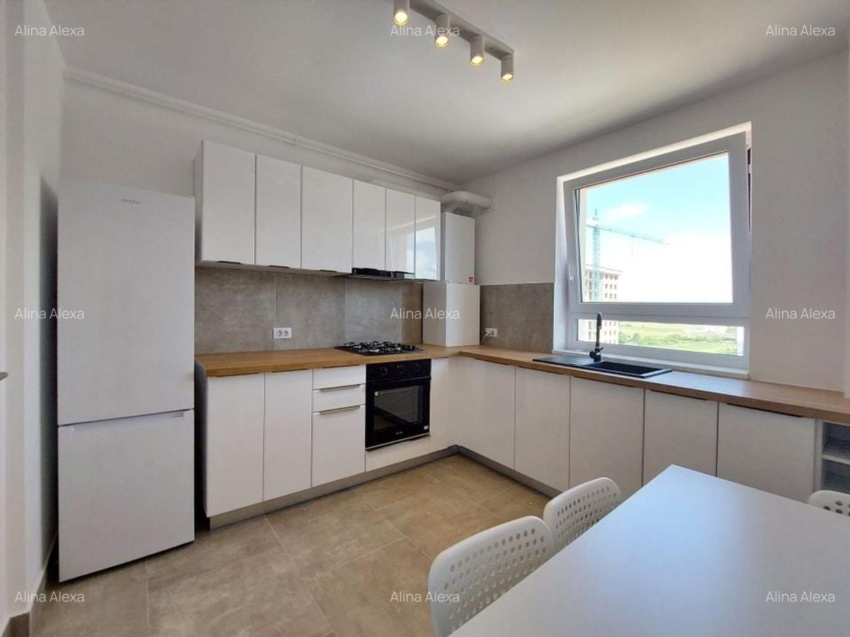 Apartament 3 camere Coresi - Structura Generoasa - 1