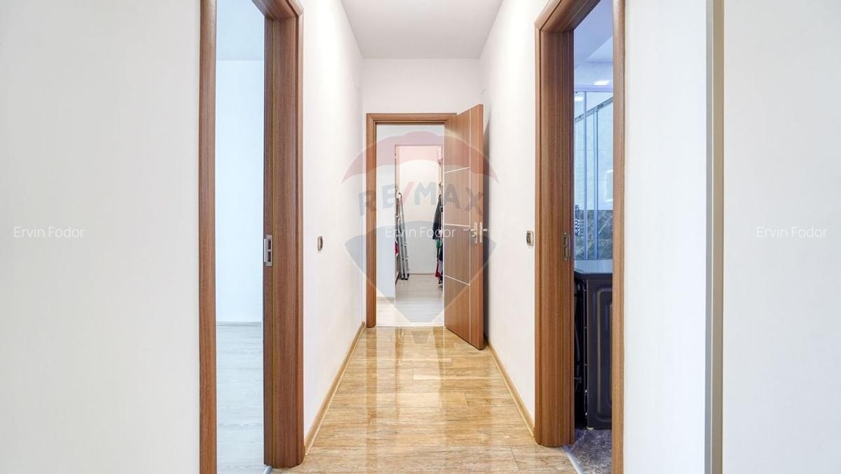 Apartament cu 3 camere de vanzare in Isaran Tractorul - 15