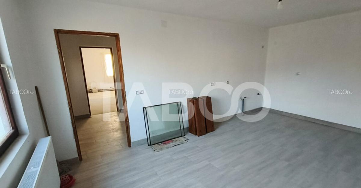 Microferma cu locuinta de vanzare in Pianu de sus - 3