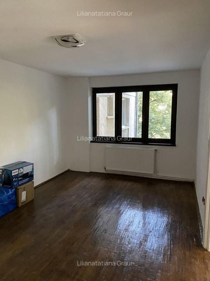 De vanzare - Apartament 2 camere, ultracentral - Zona Fata pe Valuri - 2