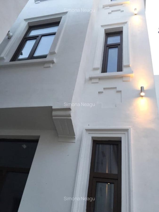 Casă individuală cu 8 camere în Arcul de Triumf - 4