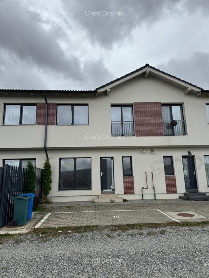 EXCLUSIVITATE  Casa de vanzare Floresti zona str Cetatii - 3 EXCLUSIVITATE  Casa de vanzare Floresti zona str Cetatii - 3