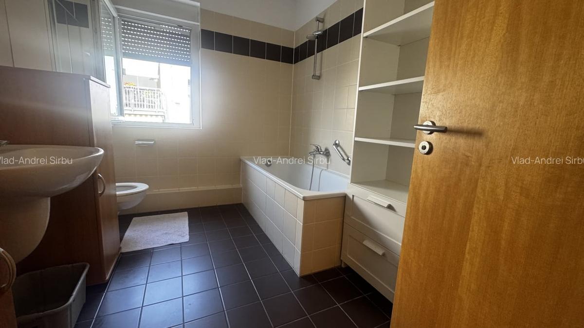 Inchiriere apartament de 3 camere Chitila Cartierul German - 9