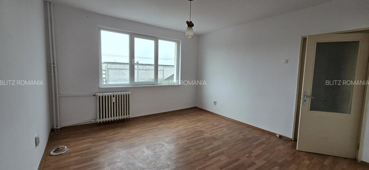Apartament 3 camere, 61 mp, zona Cina Nord - 5