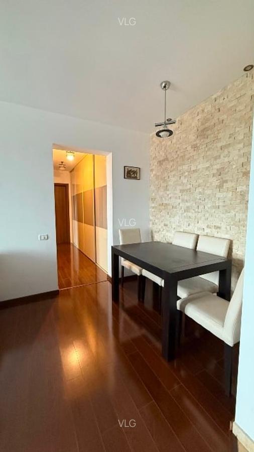 Apartament cu 3 camere decomandat în Sisești - 4