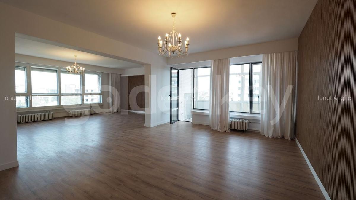Apartament cu 4 camere decomandat în Eminescu - 4