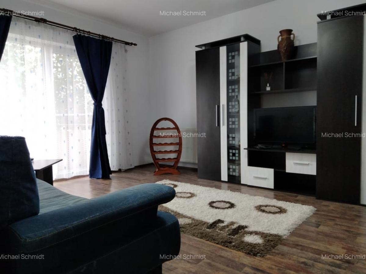 Apartament cu 2 camere, 57 mp utili, balcon, parcare, zona Terra - 1