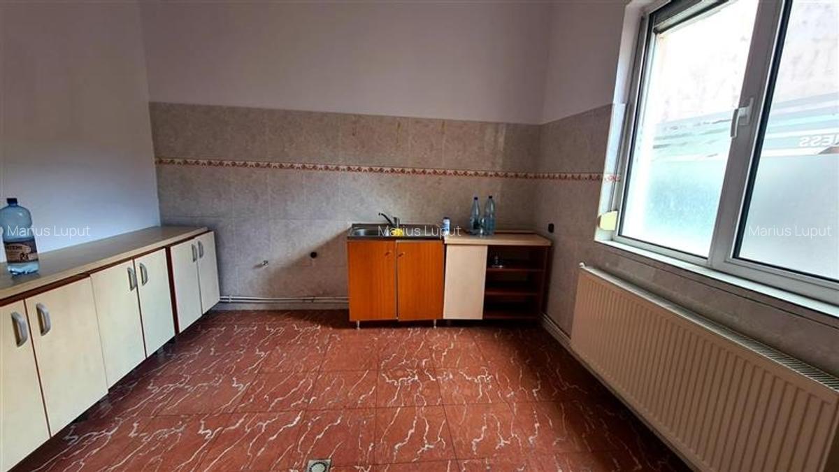 Casa P+E,  4 camere, 2 bai, Central  Maria - 7