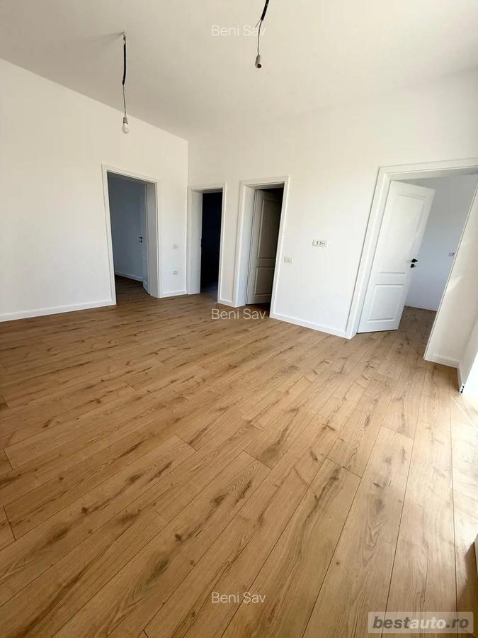 Apartamente cu 3 camere . - 5 Apartamente cu 3 camere . - 5