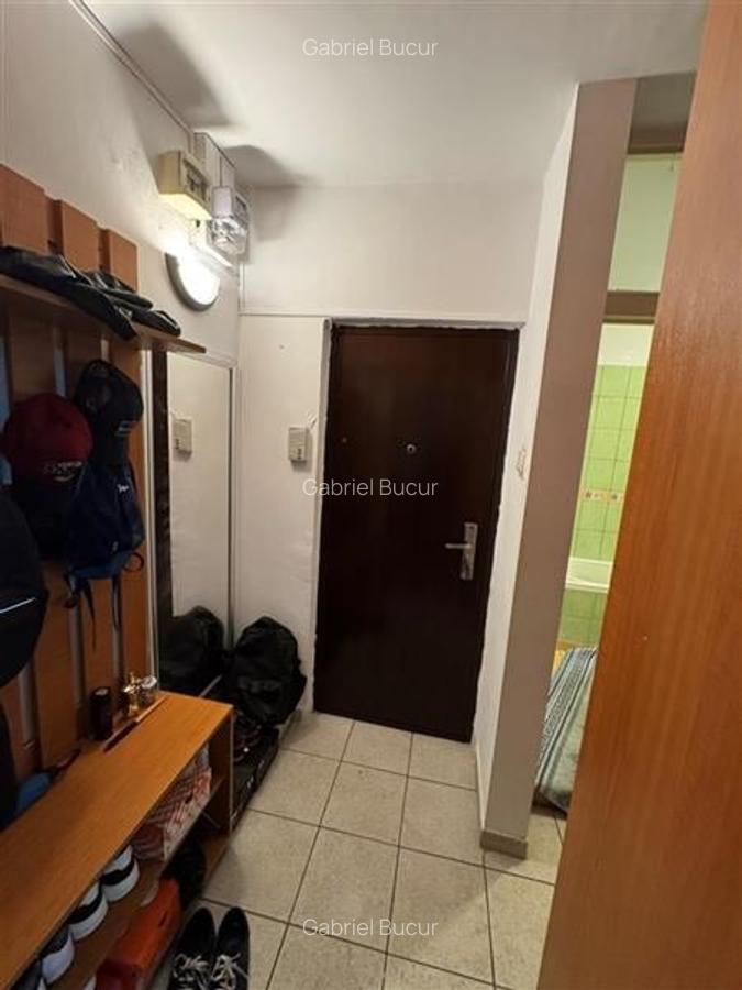 Garsonieră decomandată în Apărătorii Patriei - 8