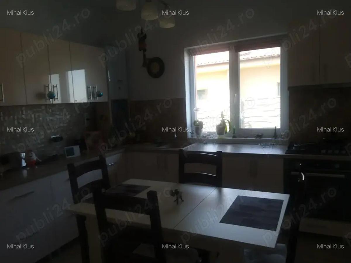 Vand casa tip duplex, pe parter, Sanandrei - 4