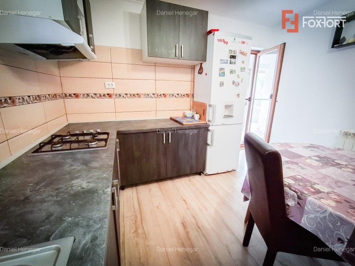 COMISION 0% OFERTA CRACIUN ! Casa individuala cu 6 camere de vanzare in Giroc - 16