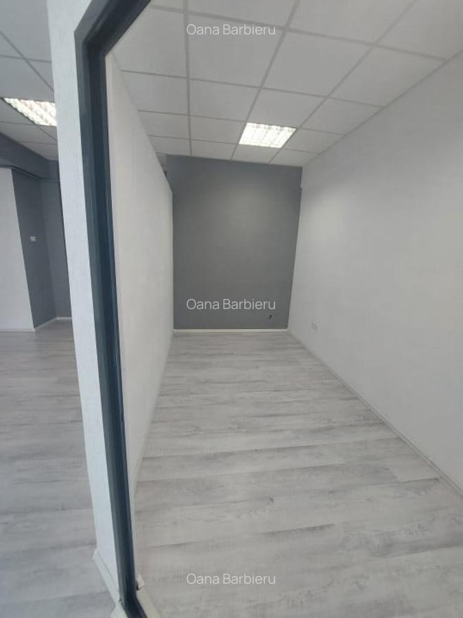 Bd. Mamaia , spatiu birouri, 47 mp. - 12