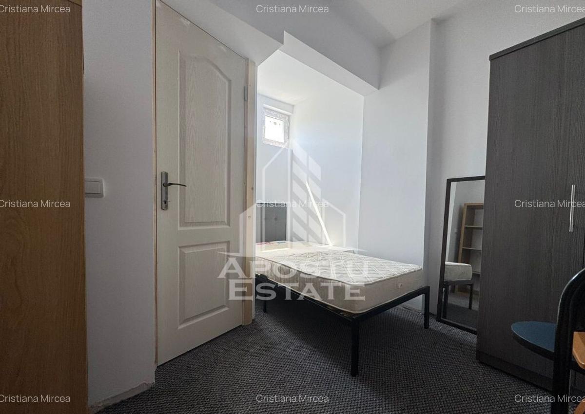 Apartament renovat, centrala proprie, zona Soarelui - 1