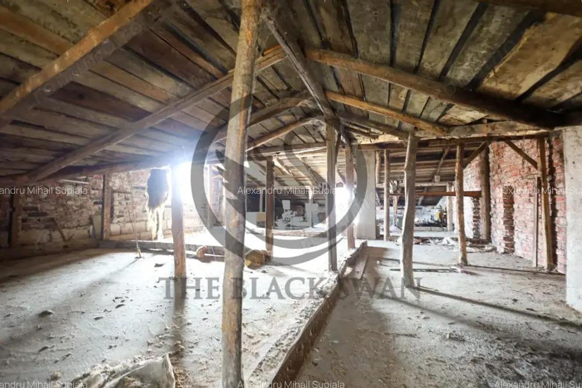 Casa/Vila cu 8 camere de vanzare | Strejnicu, Prahova | Comision 0% - 17