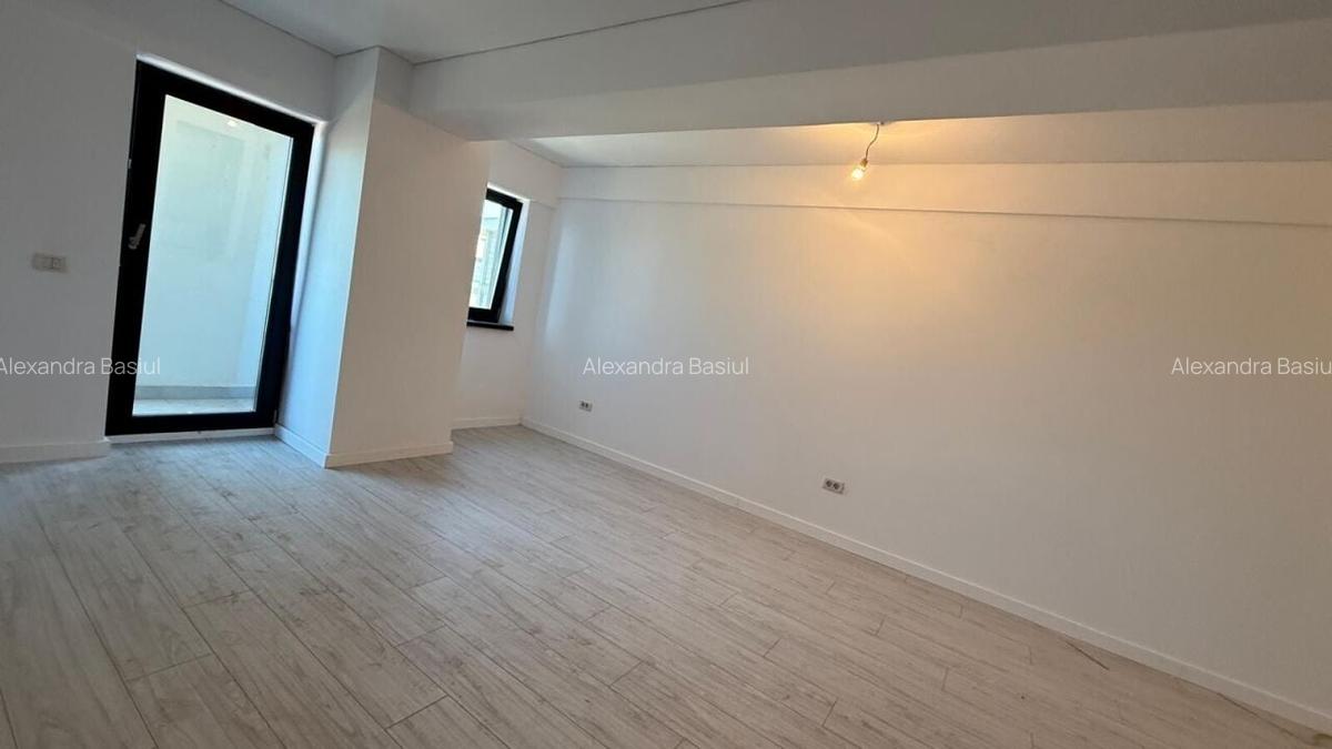 APARTAMENT CU MUTARE IMEDIATA, A 3-A STATIE DE PODU ROS - 3