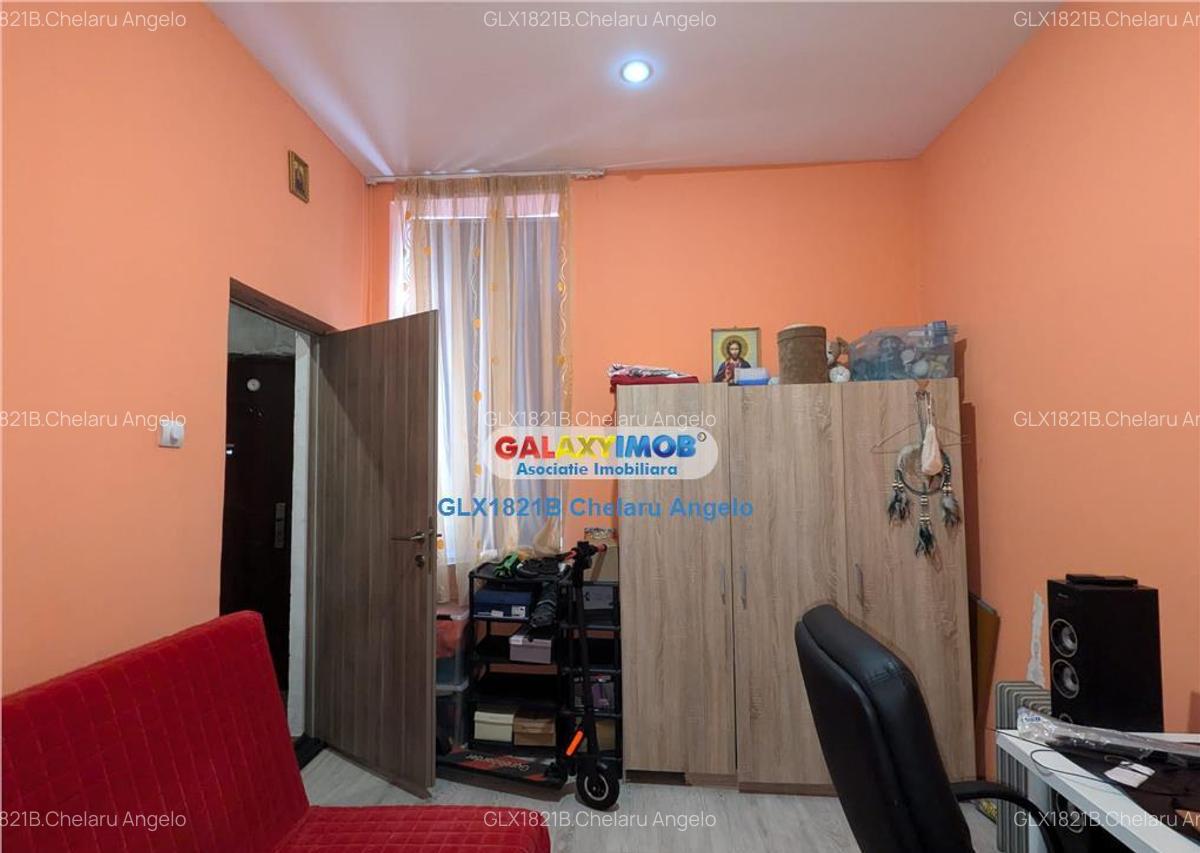 Parcul Carol casa singur curte 3 camere,curte 70 mp - 4