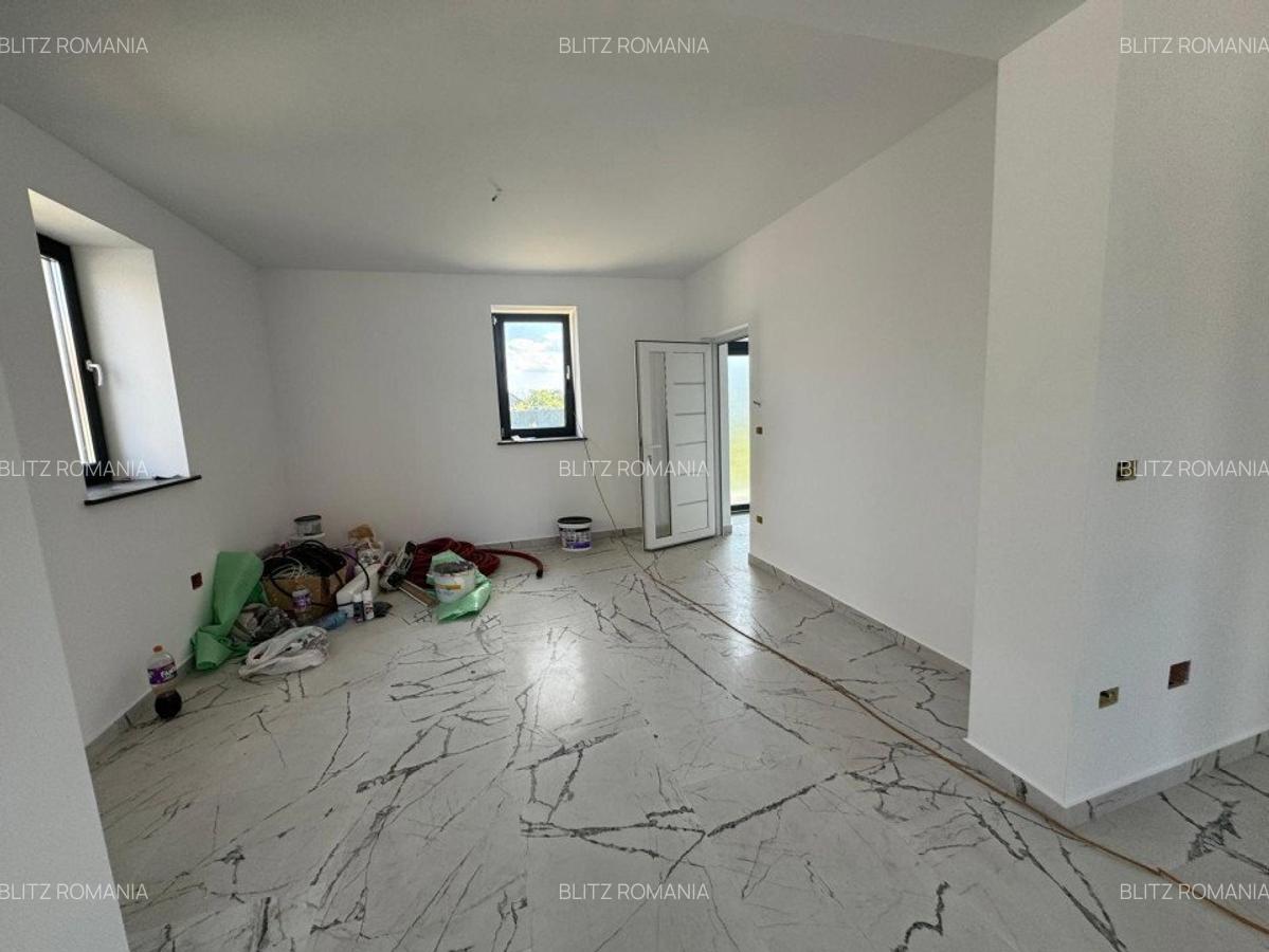Casa chirie (spatiu comercial/apt la etaj) Radauti - 15