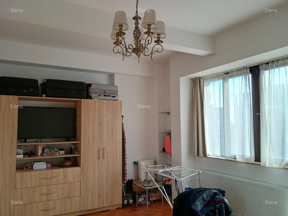 Magheru 2 camere spatios si renovat, mobilat elegant. - 13