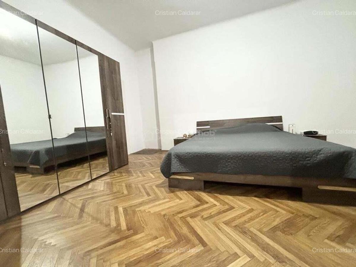 Apartament cu 3 camere - 91 mp utili - centru - Locatie excelenta - posibilitate de compartimentar - 4