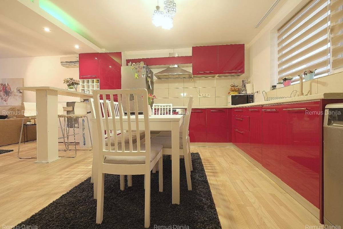 Casa / duplex de vanzare in Tunari - 3