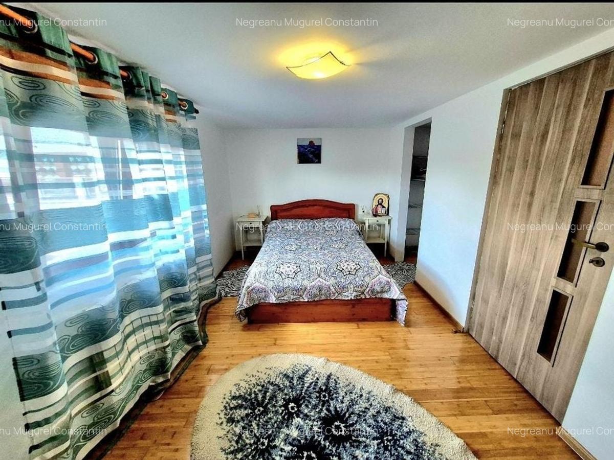 Vila S+P+1 cu terasa inchisa mobilata/utilata-teren intravilan 2497 mp - 14