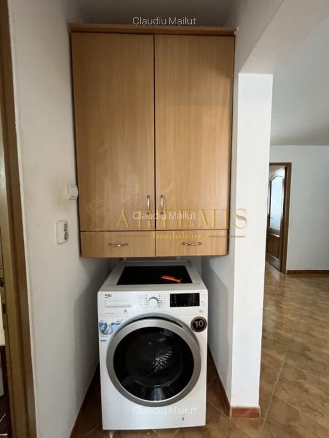 Apartament de 3 camere, decomandat,68 mp., zona Lama - 9