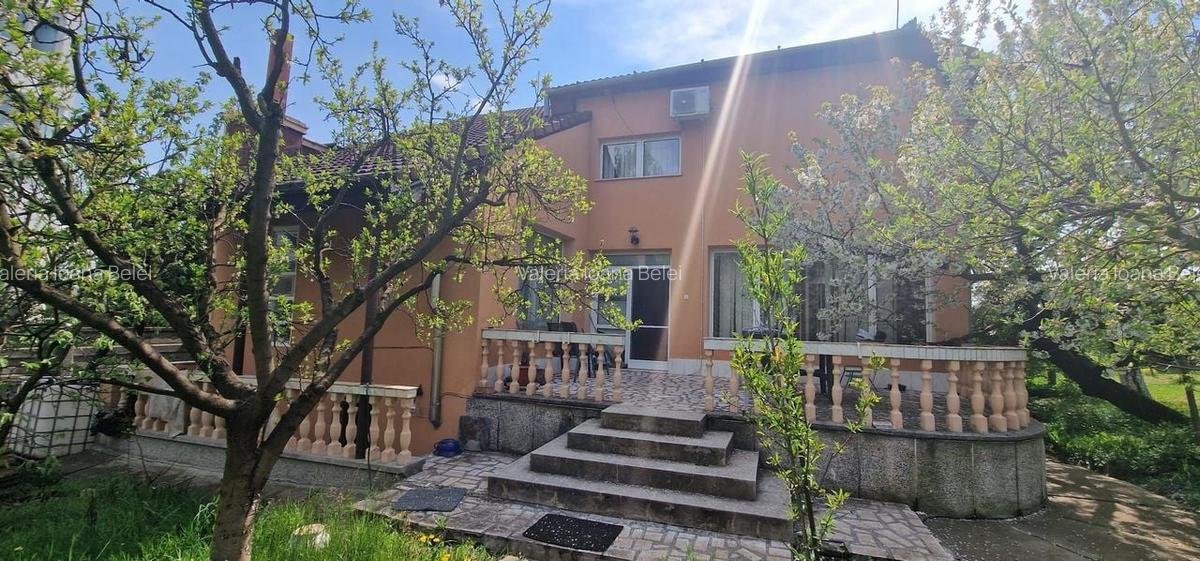 Casa - 1500 mp de teren - zona rezidențială schit - 2