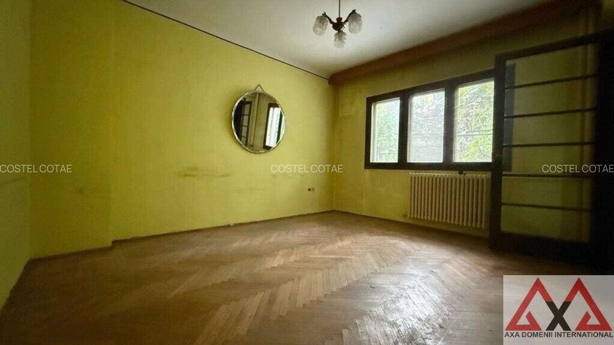 Vila interbelica, pod mansardabil, elemente originale - in Vatra Luminoasa! - 2