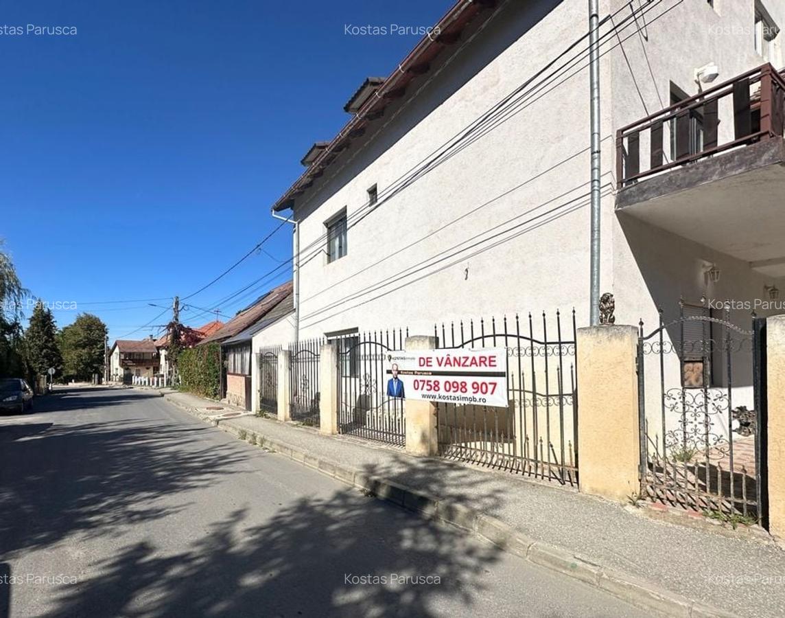 Vânzare casă Individuală 12 Camere la 5 minute de Castelul Bran - 16