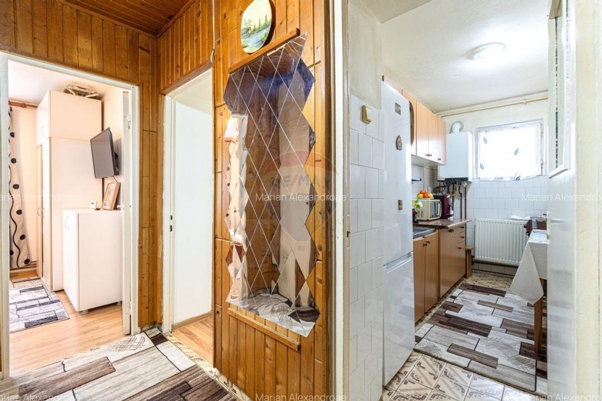 COMISION 0%| DE VANZARE| APARTAMENT 2 CAMERE| DECOMANDAT| ETAJ 1/4 - 5