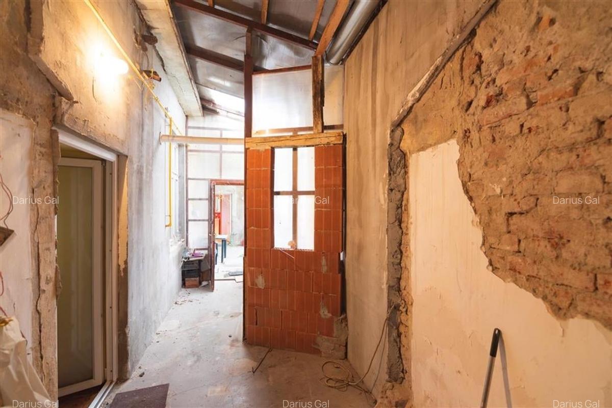 Apartament cu 3 camere semidecomandat în Ultracentral - 12