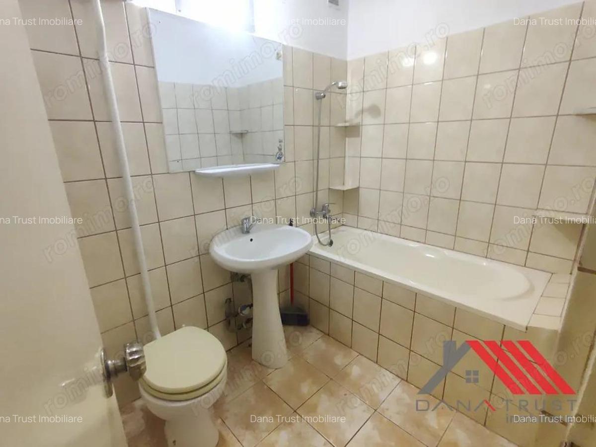 Ap 1 cam - Lunei - Semimobilata - 230 euro - 3