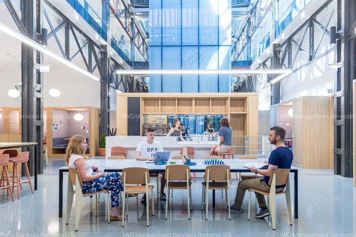 Spa?iu de birou privat pentru 1 persoana in Regus Central Business Plaza Tower 3 - 7