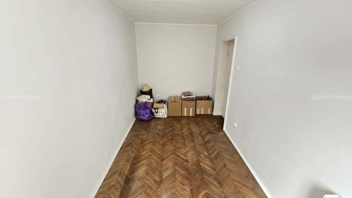 Exclusivitate, 3 camere etajul 2/4, str. Grigore Alexandrescu-Manastur - 19