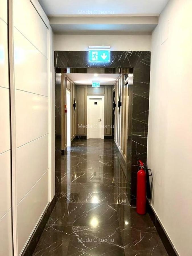 Gradina Privata -  3 camere Pipera -TRIANA - Piscina exterioara - 2 parcari - 25