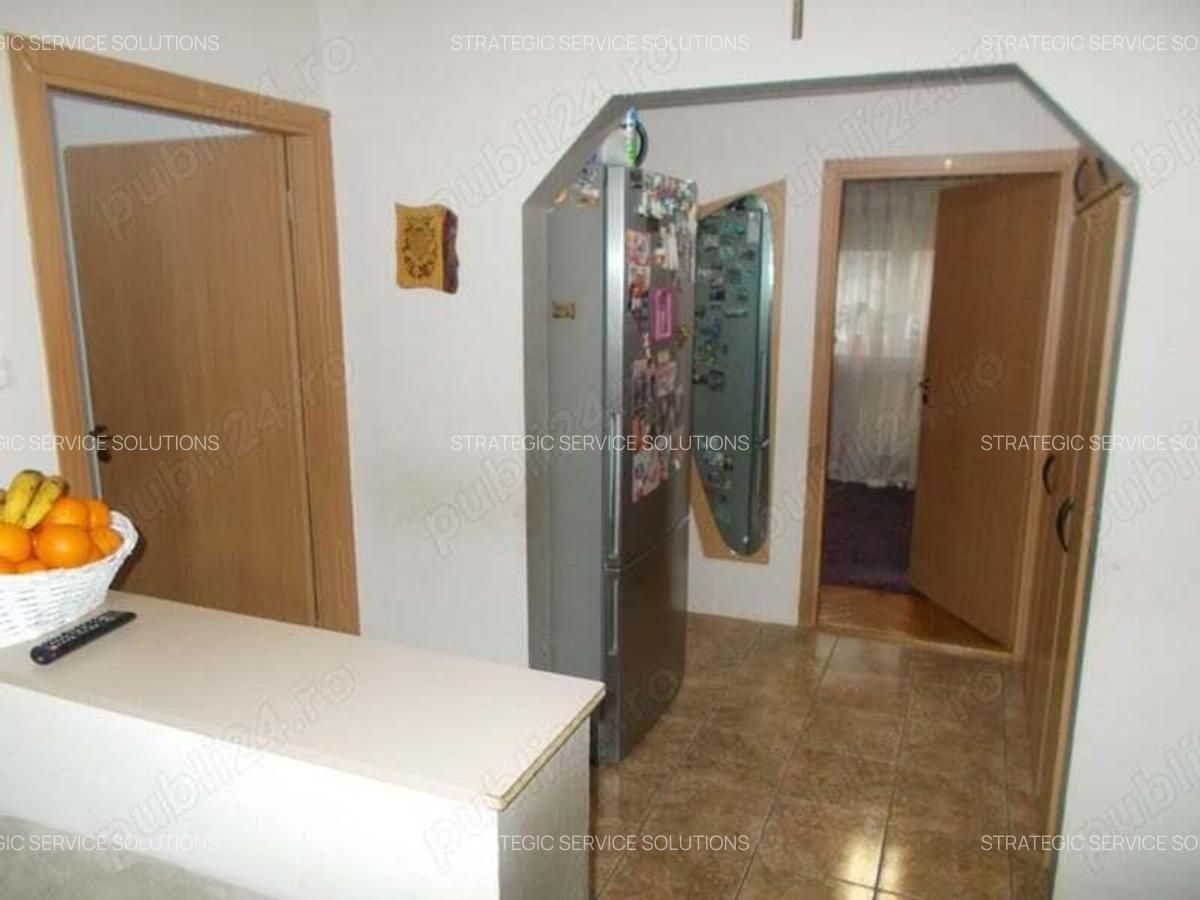 Apartament 3 camere decomandat, Timisoara, zona C. Martirilor, et. 4 acoperis, mobilat, utilat - 10