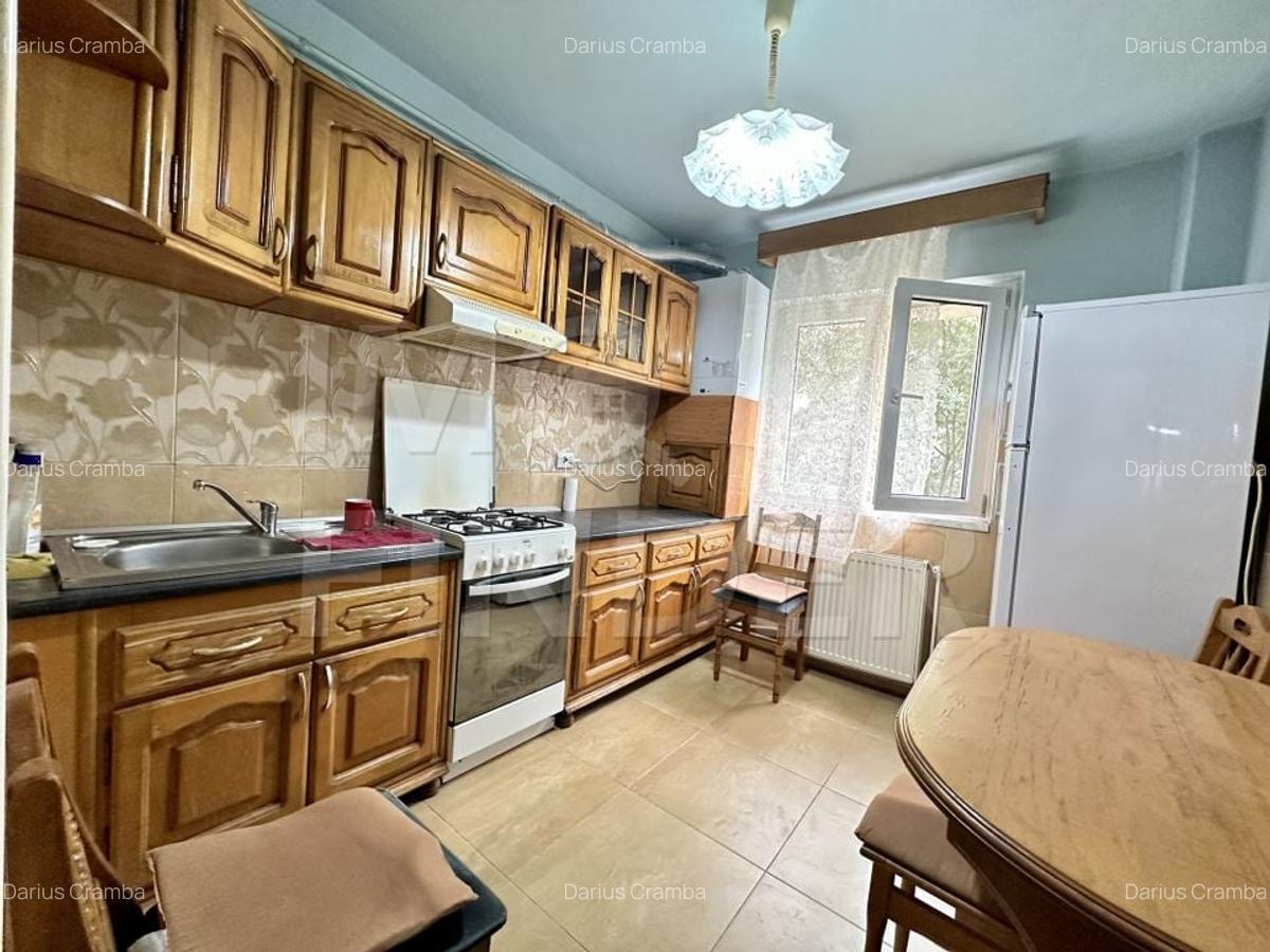 Inchiriere 3 camere decomandate, Marasti, Aurel Vlaicu, finisat clasic - 1