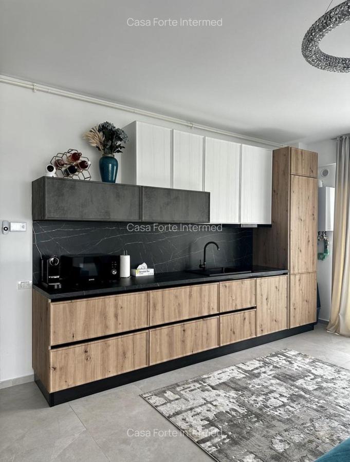 Apartament 3 camere  centrul Mamaiei Barrels, vedere la mare și lac  210000 eur - 9