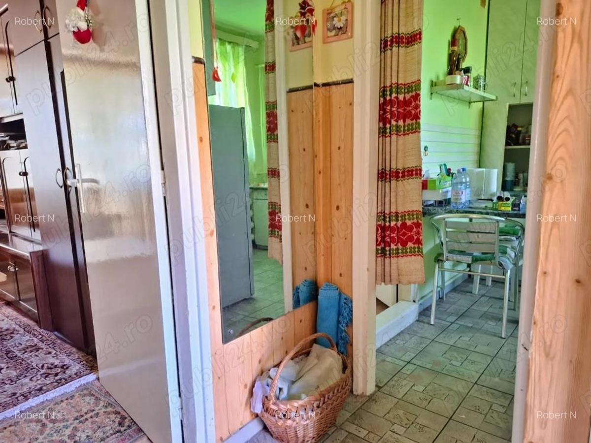Apartament 2 camere, decomandat ultracentral, aproape de Hotel Continental ?i Fac. de Medicinia - 7