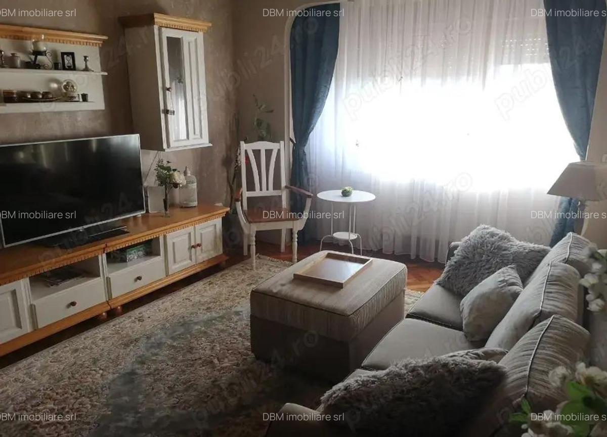 De inchiriat apartament 3 camere pe malul Begai zona gara de nord - 2