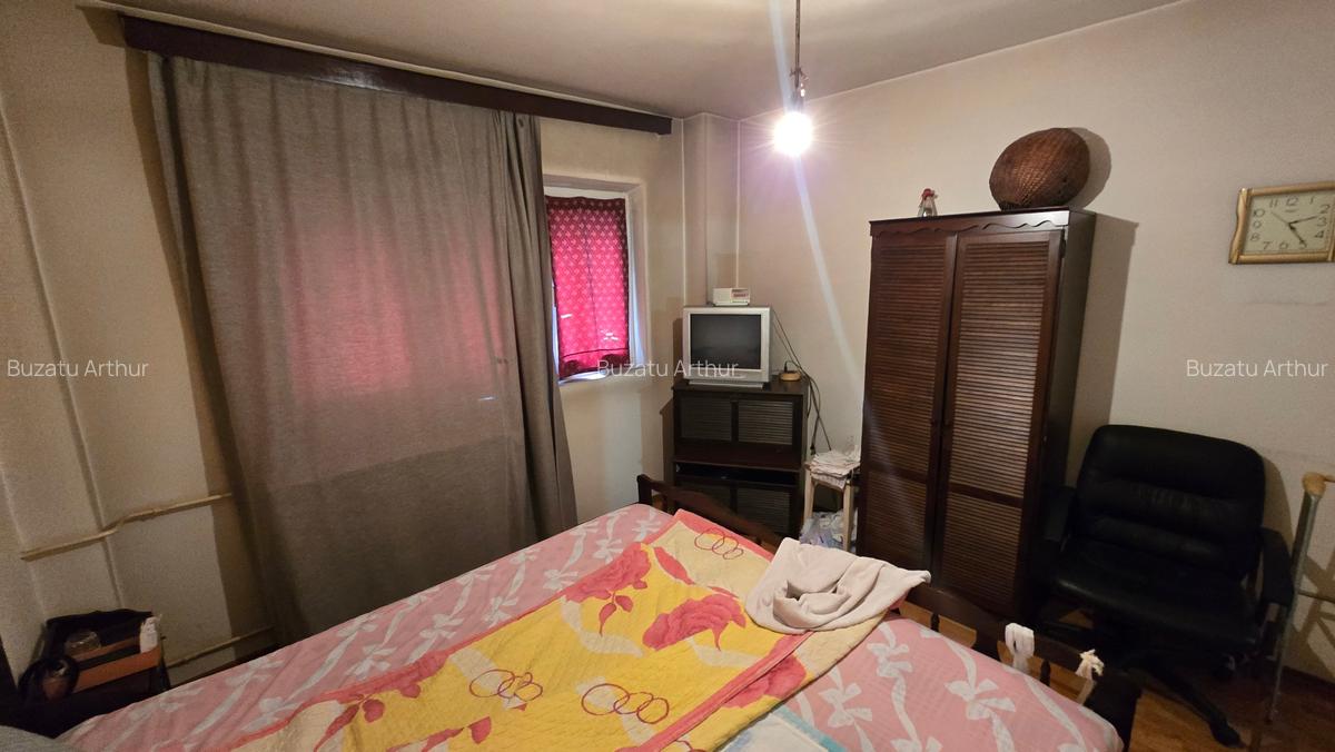 Piața Muncii, B-dul Basarabia, Câmpia Libertății - 10