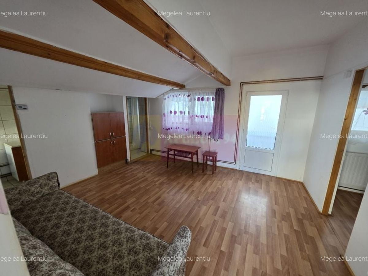 Casa de vanzare cu 3 camere in Campina - 10