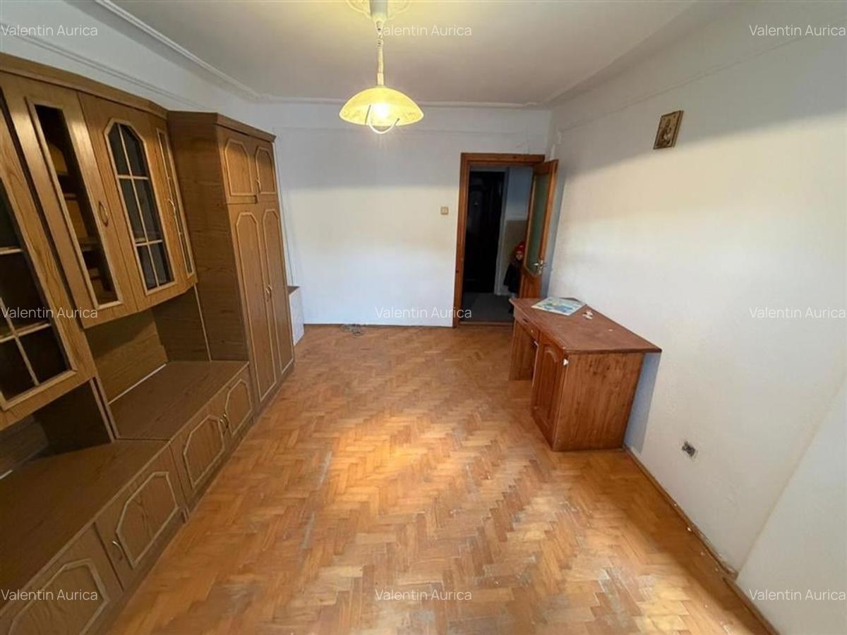 Garsoniera de vanzare - etaj 1 - 27mp - zona Brailei - Quattro - 1