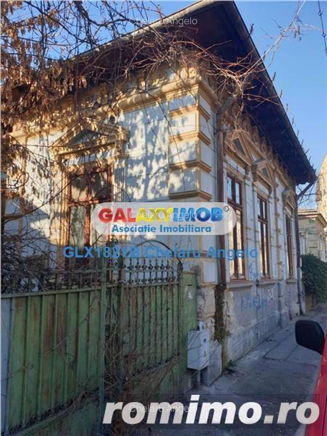 Unirii, Mitropolie, 2 vile interbelice, SU 290 mp, teren 300 mp - 10