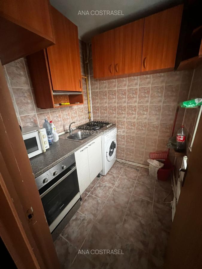 Apartament cu 3 camere semidecomandat, mobilat în Alexandru cel Bun - 5
