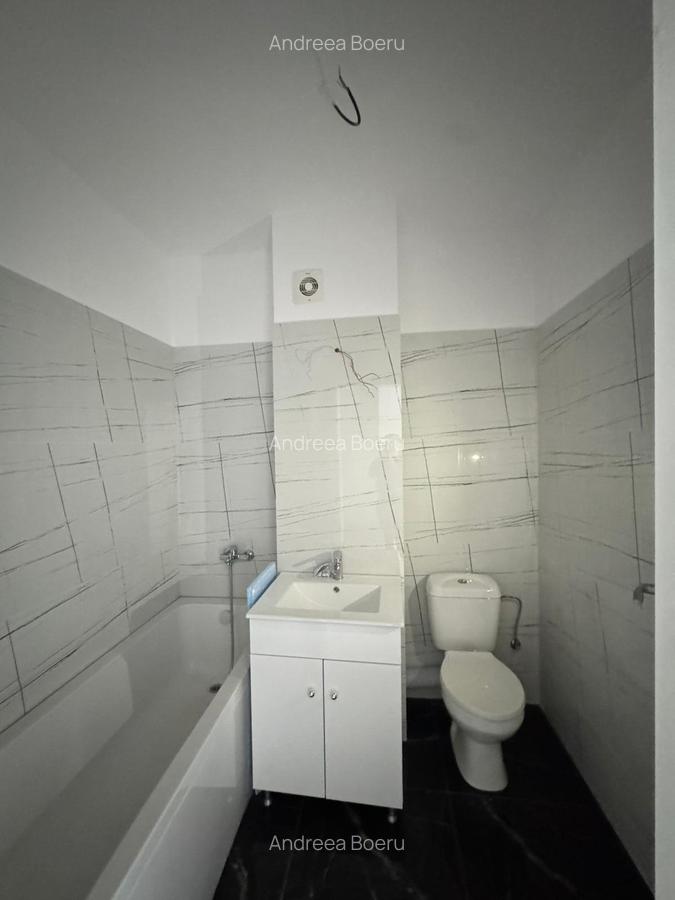 GARSONIERA DECOMANDATA-PREDARE OCTOMBRIE-BLOC MIC DE 3 ETAJE-COMISION 0% - 11