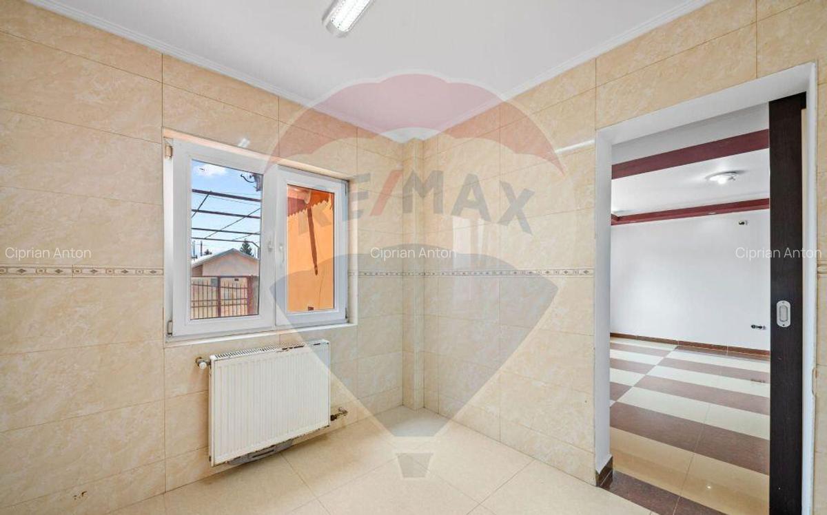 Casa/Vila de vanzare 5 camere 160 mp | Voluntari Central | - 9