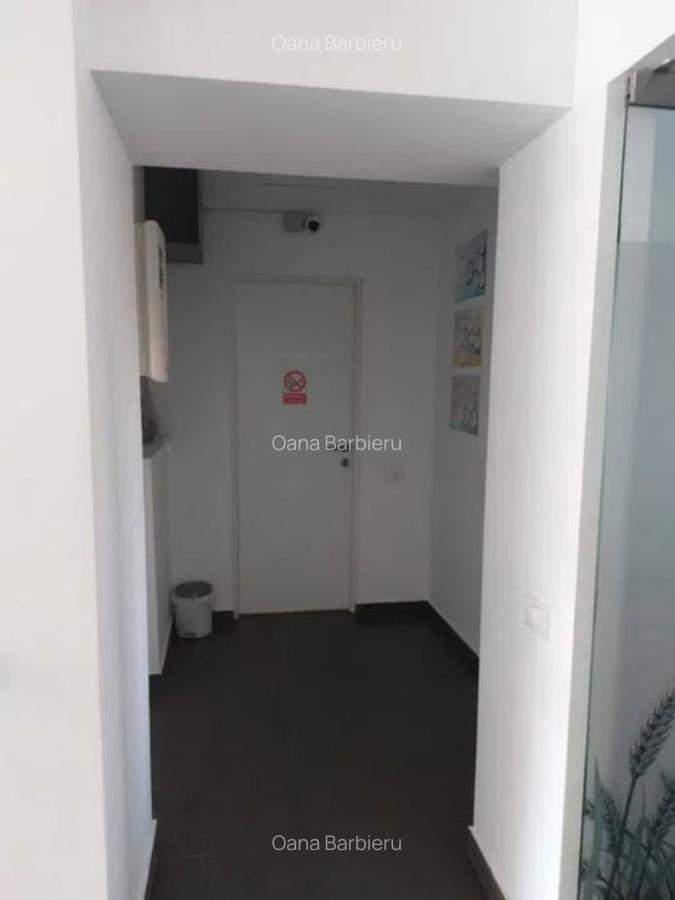 Bd. Mamaia, spatiu comercial 80 mp., acces direct din bulevard - 6
