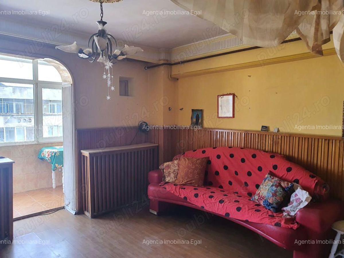 Apartament trei camere, zona Zavoi - 7